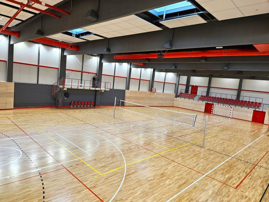 Jindřichův Hradec otevřel novou víceúčelovou halu za 187 milionů. Rozšíří kapacity sportovišť
