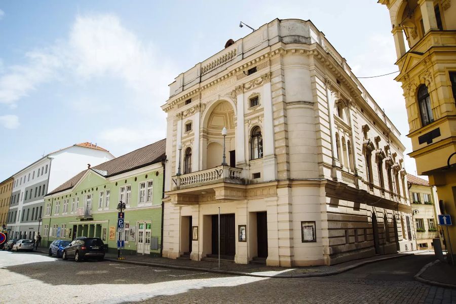 obrázek: Tábor modernizuje velký sál divadla za 70 milionů. Umělý dozvuk otevře prostor koncertům