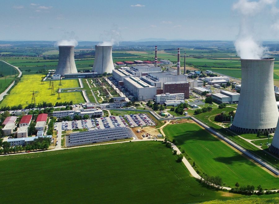 Dunajské elektrárny omezují výkon kvůli suchu. Dukovany a Temelín spoléhají na věžové chlazení