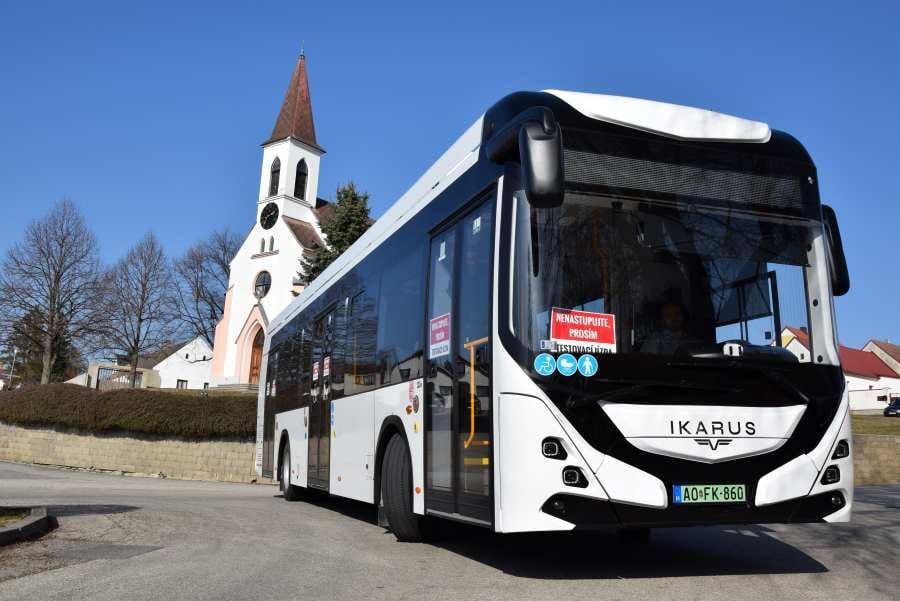 První elektrobus Ikarus v Budějovicích: značka se vrací v nové podobě