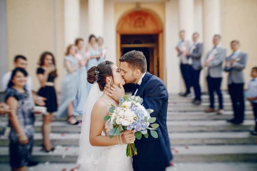 Svatby v Česku na desetiletém minimu kvůli nákladům