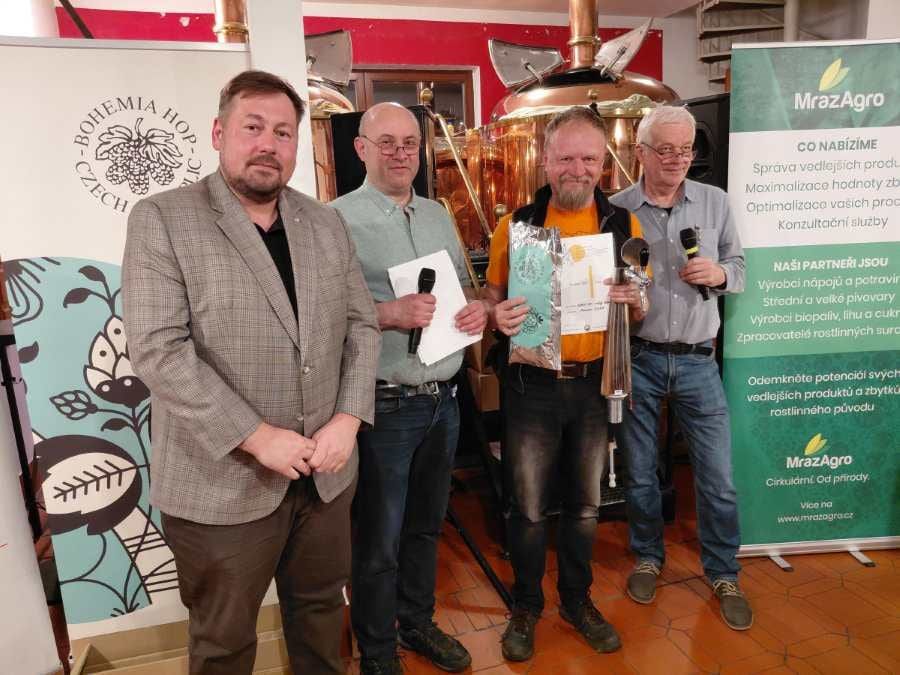 Soutěž minipivovarů na Zvíkově ovládl Garp 110