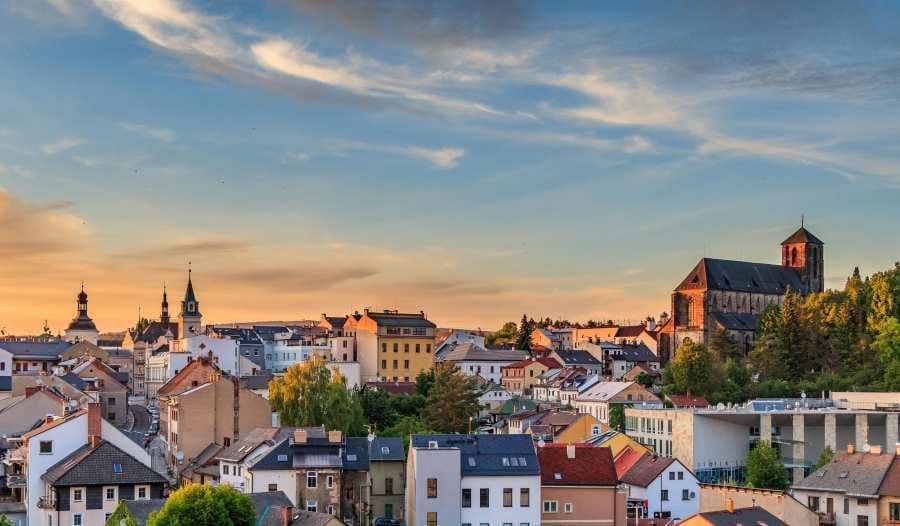 Turnov zůstává první, Praha posiluje, Horšovský Týn na konci žebříčku