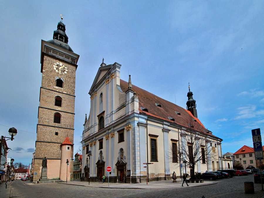 Oprava katedrály sv. Mikuláše: Historický skvost za 32 milionů korun obnovován