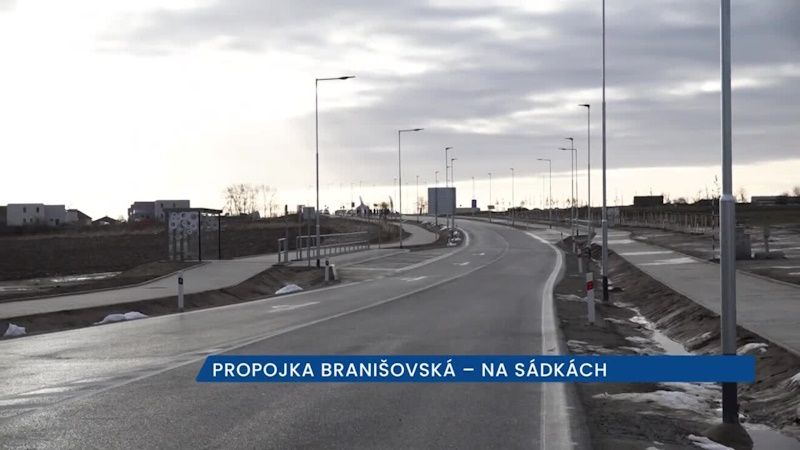 obrázek: Nová silnice v Českých Budějovicích propojila sídliště s výpadovkou na Český Krumlov