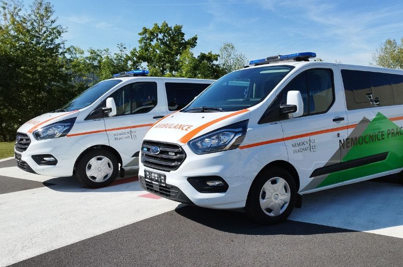 obrázek: Prachatická nemocnice pořídila další dva zbrusu nové sanitní vozy