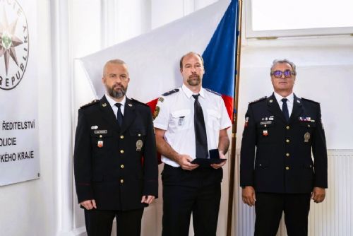 obrázek:Rychlá resuscitace pomohla zachránit řidiči život. Písecký hasič byl mezi prvními na místě