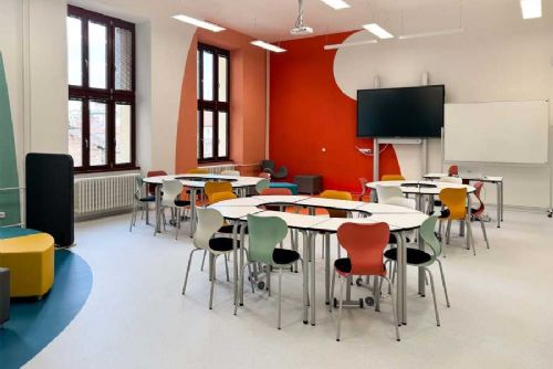 obrázek:Když školní nábytek inspiruje