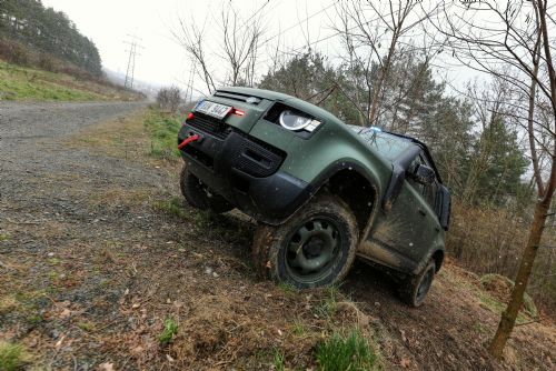 Obrázek - Plzeňská společnost Dajbych postavila nový prototyp vozu určený policejním a armádním jednotkám