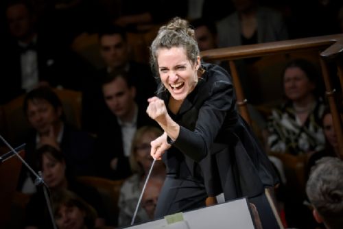 Foto: Alena Hron ovládne Jihočeskou filharmonii