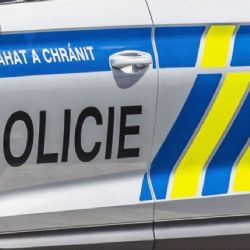 V Černovicích se zloděj vloupal do benzinky. Policie pátrá po pachateli