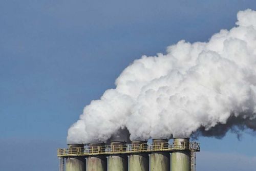 obrázek:U Temelína předali 2 400 podpisů proti plánované spalovně nebezpečných odpadů v Hůrce