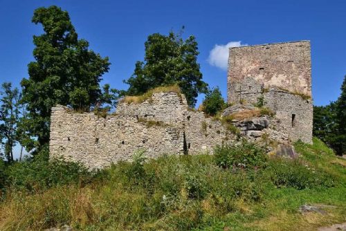 obrázek:Vítkův Hrádek nabízí novou vyhlídku s pohledem na Lipno a Alpy