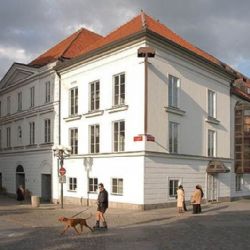 Čtyřletý rozpočet, nejisté zázemí: Jihočeské divadlo čekají zásadní změny