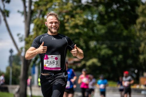 Obrázek - Běžecký seriál RunTour spouští největší novinku letošní sezony – virtuální sérii závodů!