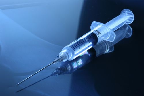 Foto: Od pondělí 27. prosince se mohou třetí dávkou očkovat lidé nad 30 let