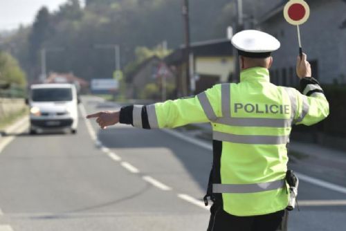 Foto: Přehlednější bodový systém nebo možnost řídit od 17 let. Novinky míří k připomínkám