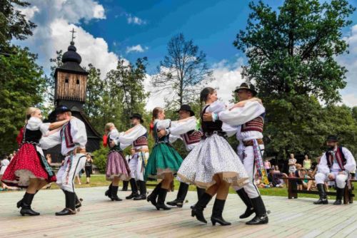 Foto: Slovenský folklor ve Valašském muzeu v přírodě