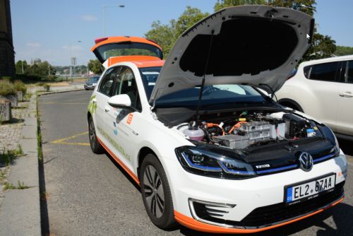 Obrázek - Trend růstu registrací nových elektroaut pokračuje: za první půl roku jich přibylo 3,5 tisíce