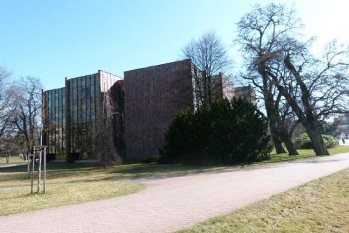 obrázek:Budějovická vědecká knihovna se stěhuje: 100 tisíc knih na rok mimo hlavní budovu