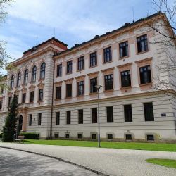 Třeboňské gymnázium získalo 16 milionů na rozvoj studentů: FOTOS zahajuje mezinárodní spolupráci