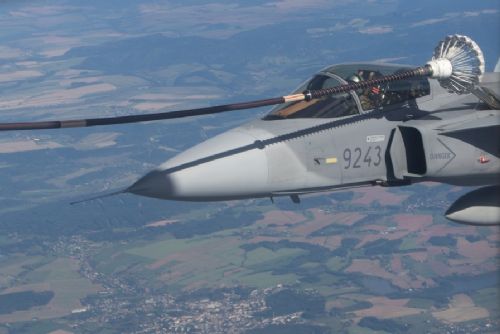 obrázek:V jižních Čechách cvičí stovky vojáků a desítky letounů. Ample Strike potrvá do 18. září