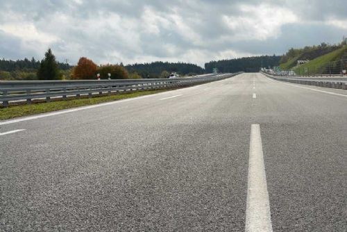 obrázek:Dálnice D3 pokračuje: obchvat Budějovic funguje, další úseky směrem k Rakousku i Praze se připravují