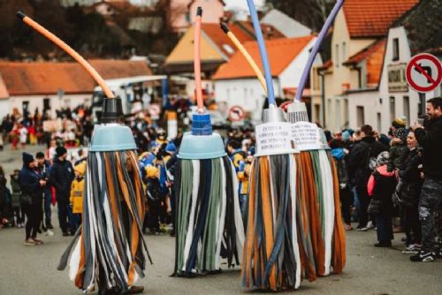 obrázek:Milevsko překonalo rekord: do masopustního průvodu dorazilo 1 287 masek