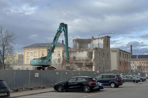 obrázek:Nová Linecká v Budějovicích: přestavba bývalé nemocnice pokračuje podle plánu