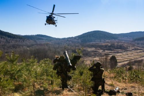 obrázek:Strakonice připomínají 20 let od přechodu na RBS-70. Strakonický pluk s ním cvičí i v zahraničí