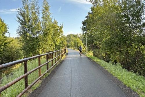obrázek:Veselí nad Lužnicí má novou cyklostezku po bývalé trati, v Jižních Čechách pokračují další projekty