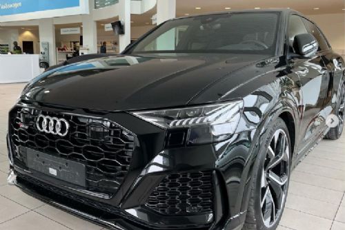 Foto: Milujete jízdu v luxusních vozech? V Car Pointu v Domažlicích na vás čeká Audi RS Q8 