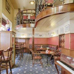 Restaurace Charleston, to je božské jídlo a pohodová atmosféra v srdci Karlových Varů